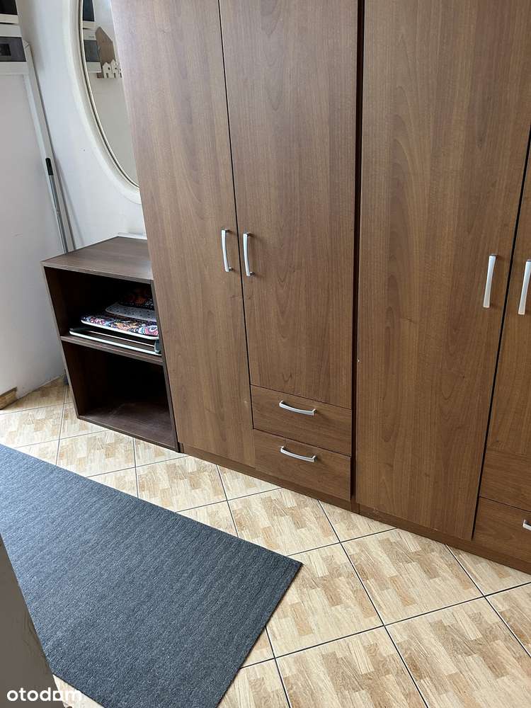 Przytulna kawalerka z ogródkiem i parkingiem w szeregowcu Tulce-6