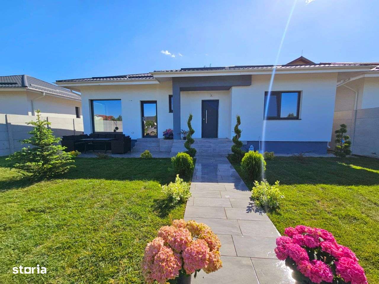 Casa individuala la 2 minute de Primaria Domnești-1