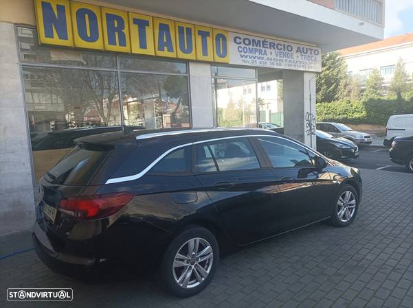 Opel Astra Sports Tourer 1.6 CDTI Dynamic Sport - 2