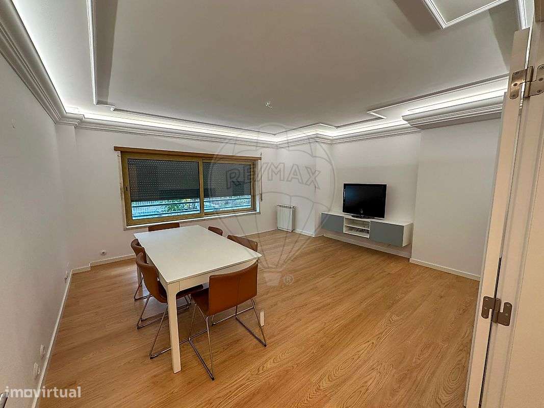 Apartamento T2 para arrendamento - Grande imagem: 2/13