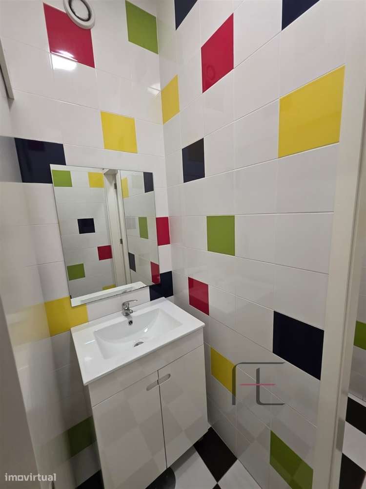 Loja  Venda em Rio Tinto,Gondomar-3