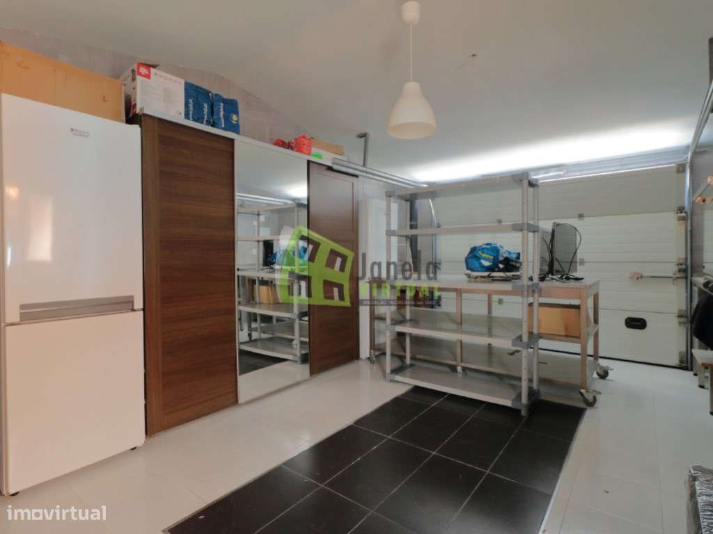 Moradia T3 com Garagem - Choilo, Azeitão-23