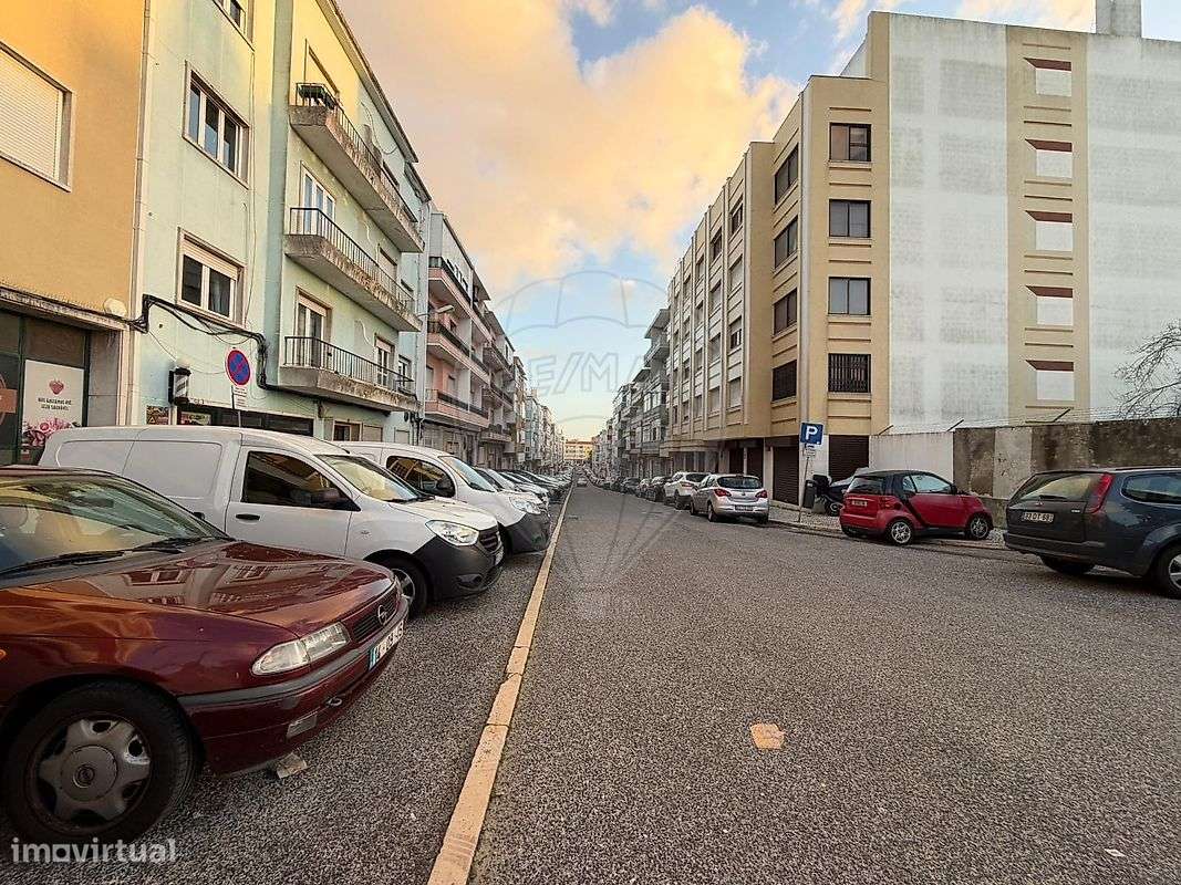 Apartamento T2 para arrendamento - Grande imagem: 2/14