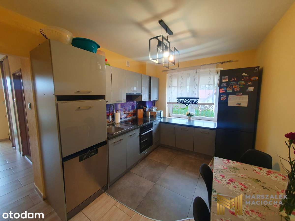 Rodzinny dom w zabudowie bliźniaczej Obora-5