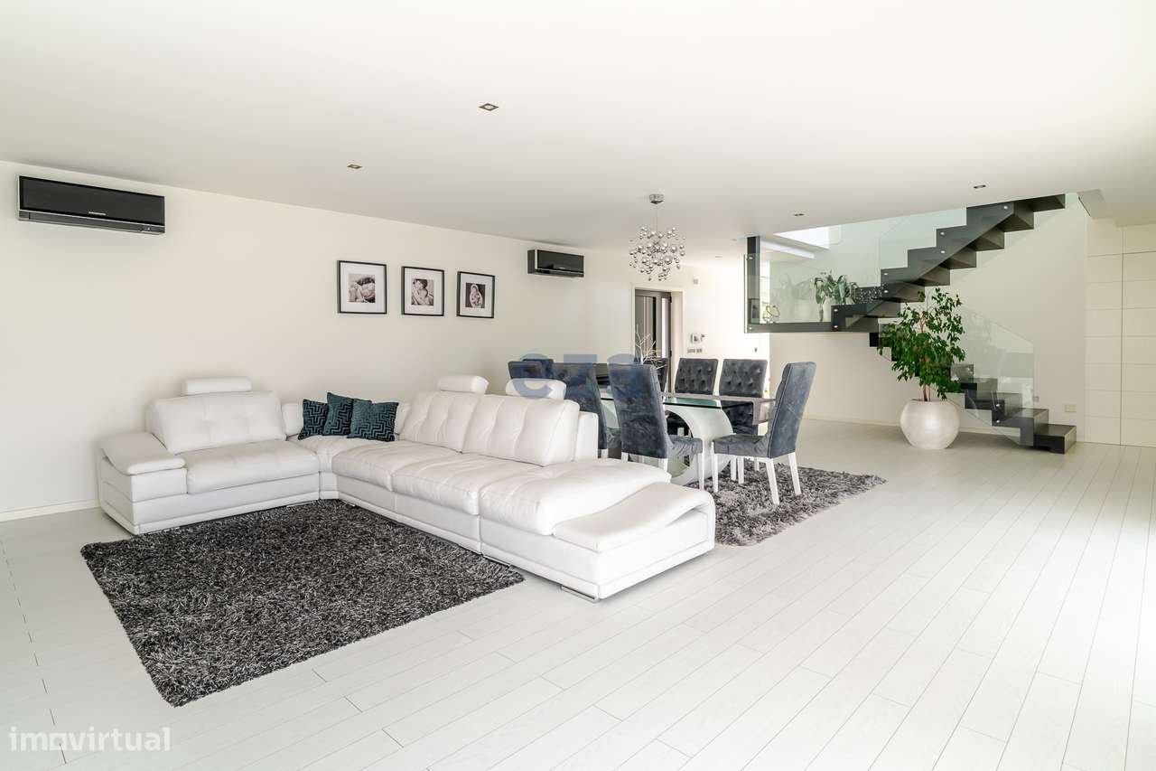 Moradia T5 em Balança, Terras de Bouro.-2