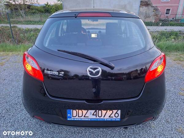 Mazda 2 1.3 Exclusive + - 15