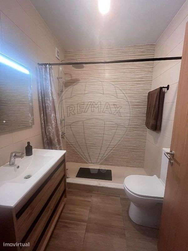 Moradia T2 para venda-16