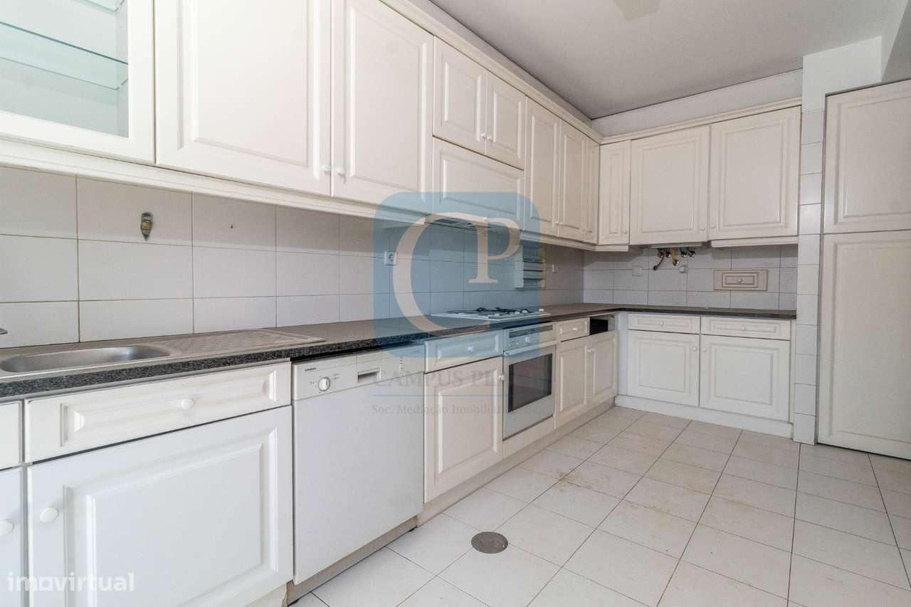 Apartamento T2 Pinheiro Manso - Grande imagem: 5/29