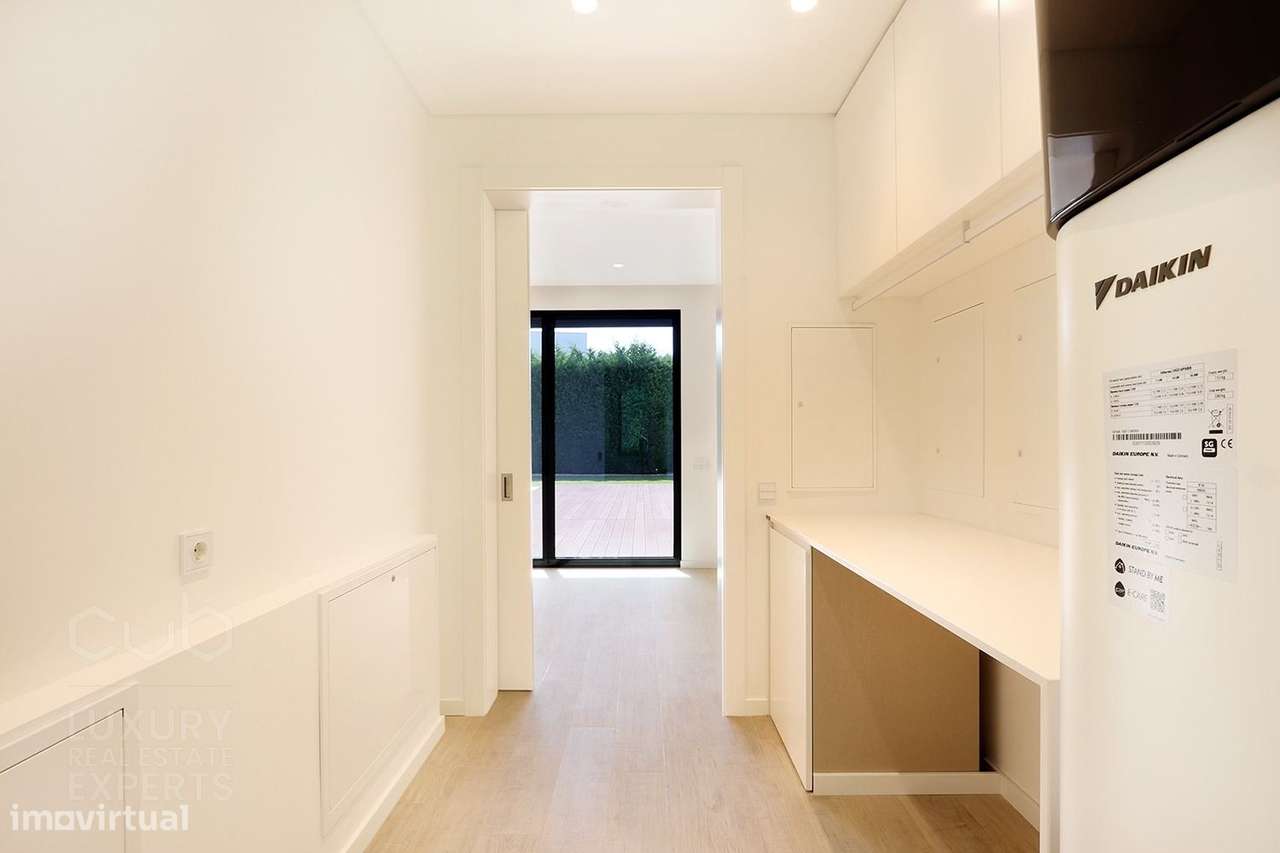 Moradia de Luxo T5 com Piscina na Herdade da Aroeira | Condomínio Priv-26