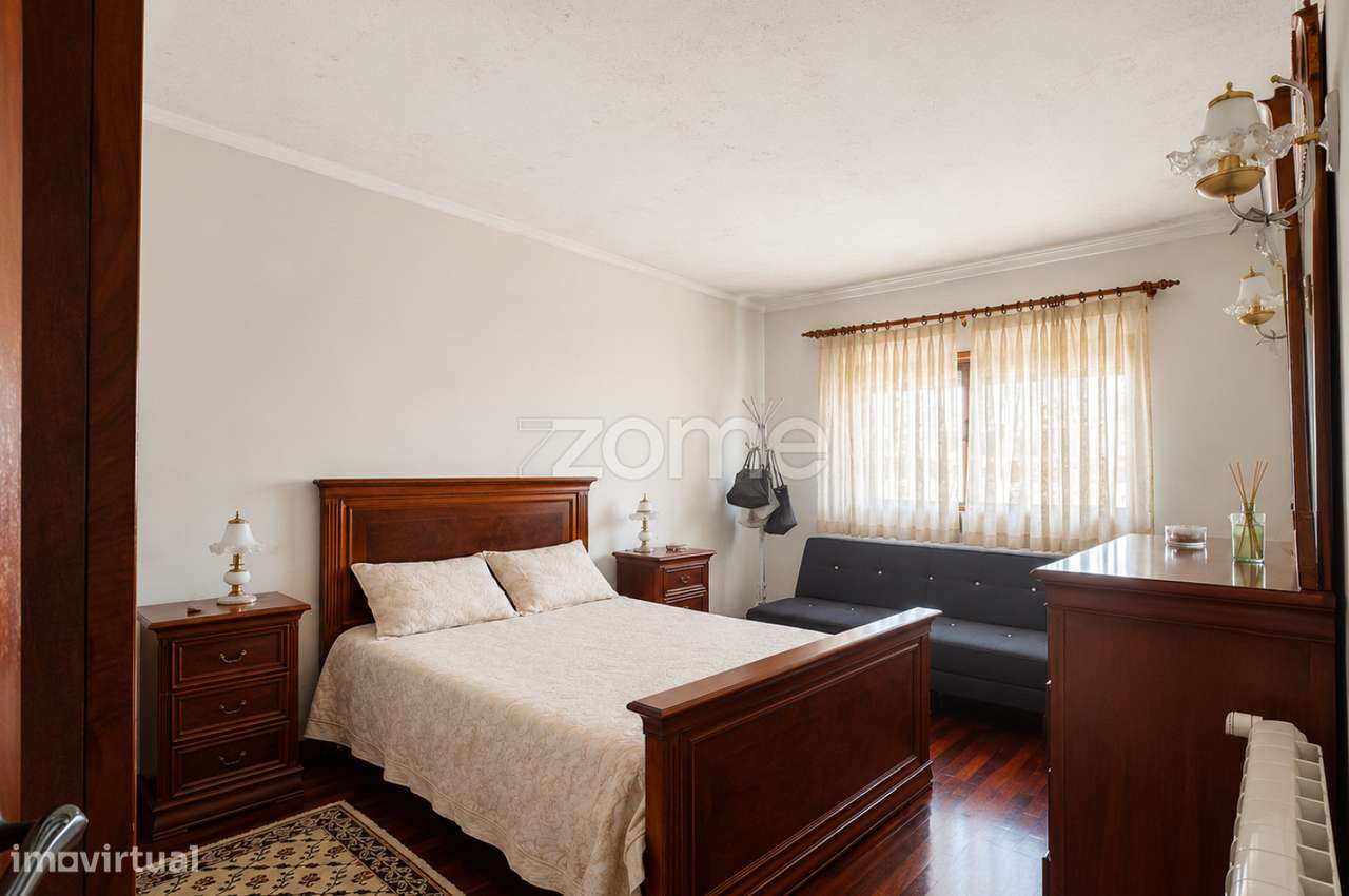 Moradia T4 na Praia da Barra| Jardim, Terraço e Potencial para pisc...-16
