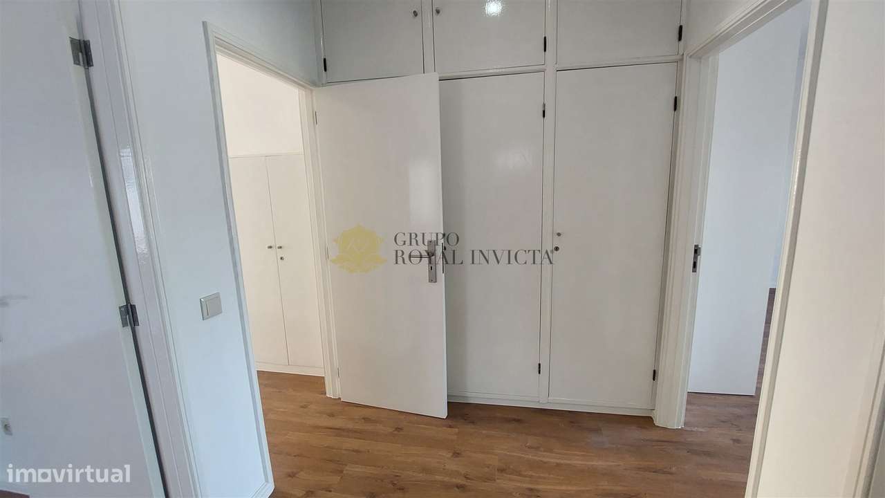 Apartamento  T3 totalmente remodelado  - Aguas Santas-10