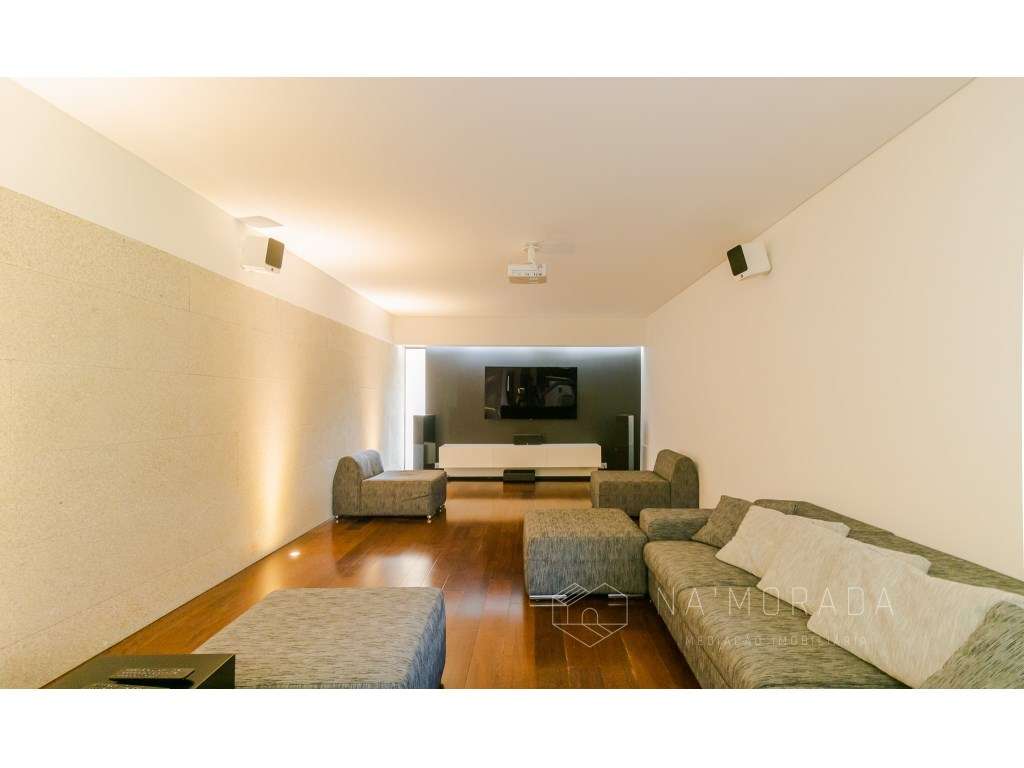 Moradia de luxo para venda em São Miguel de Souto, Santa Maria da F... - Grande imagem: 5/25