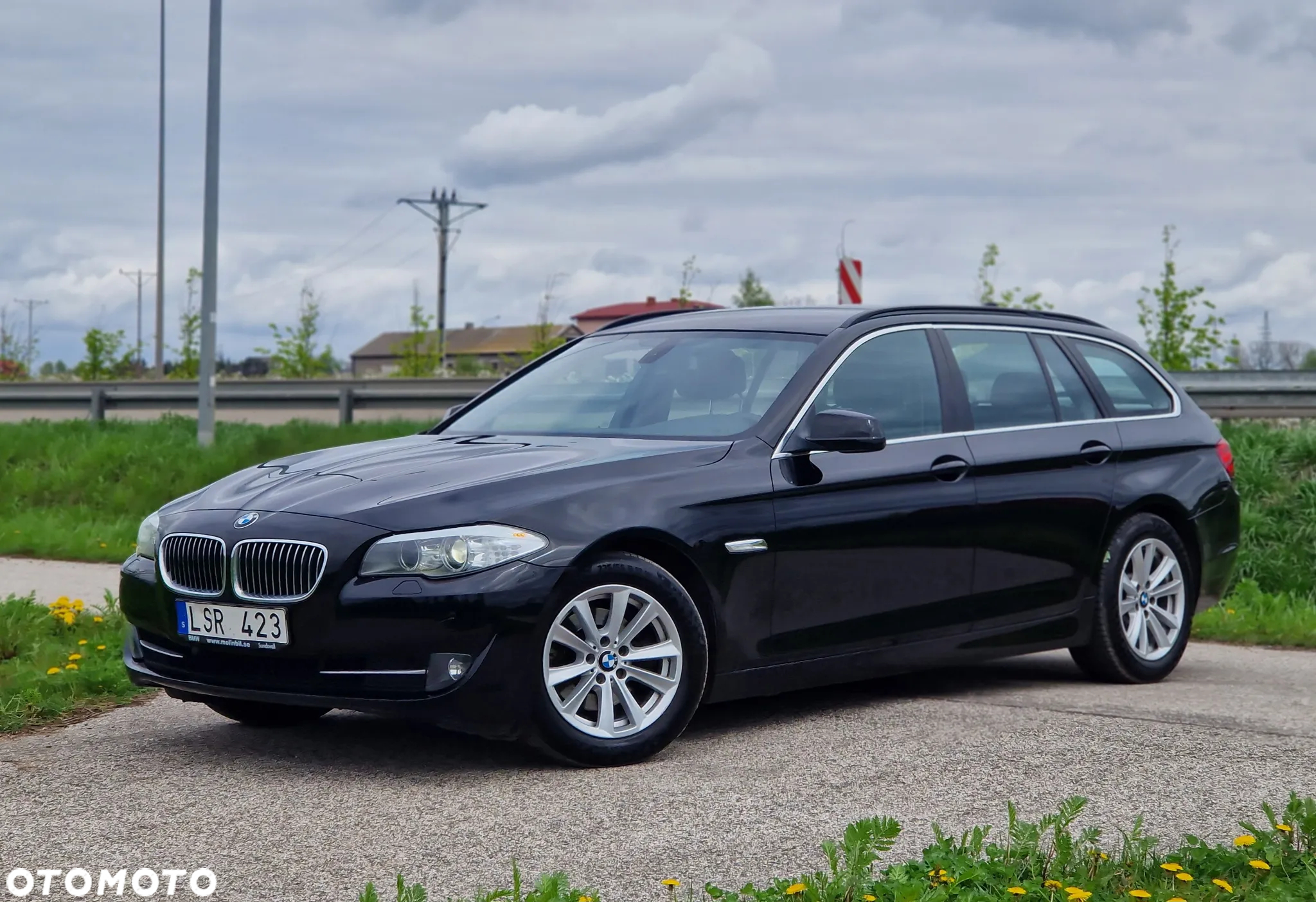 BMW Seria 5 520d Touring - 10