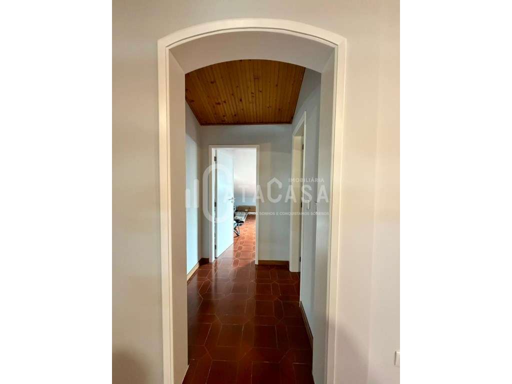Apartamento T3 Duplex no centro de Esgueira para venda-33