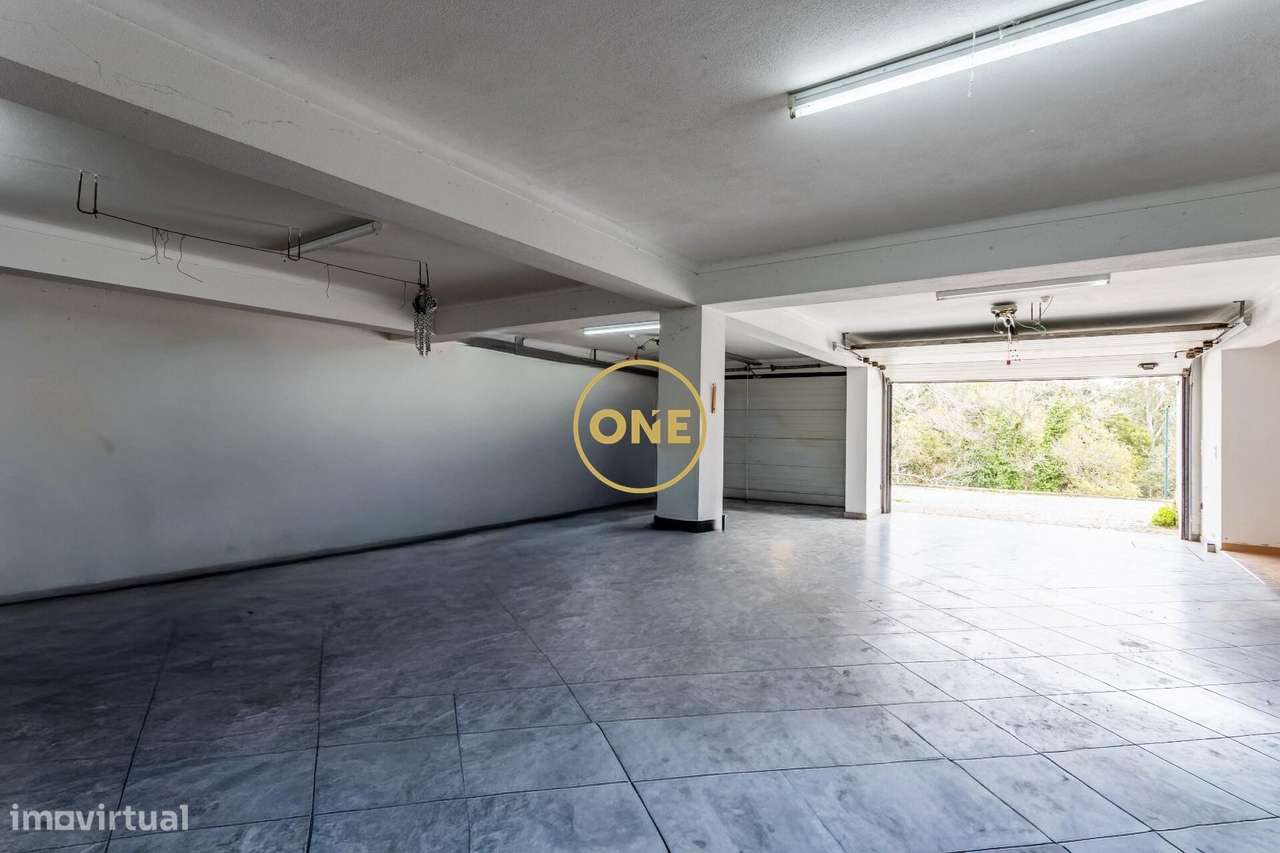Propriedade Exclusiva em Sesimbra com 7.500m2 | Moradia de 529m2, Priv-50