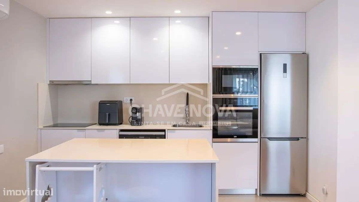 Apartamento T3 Remodelado com Garagem Box e Terreno para Cultivo-7