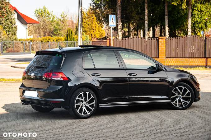 Volkswagen Golf 2.0 TDI SCR DSG R-Line - 16