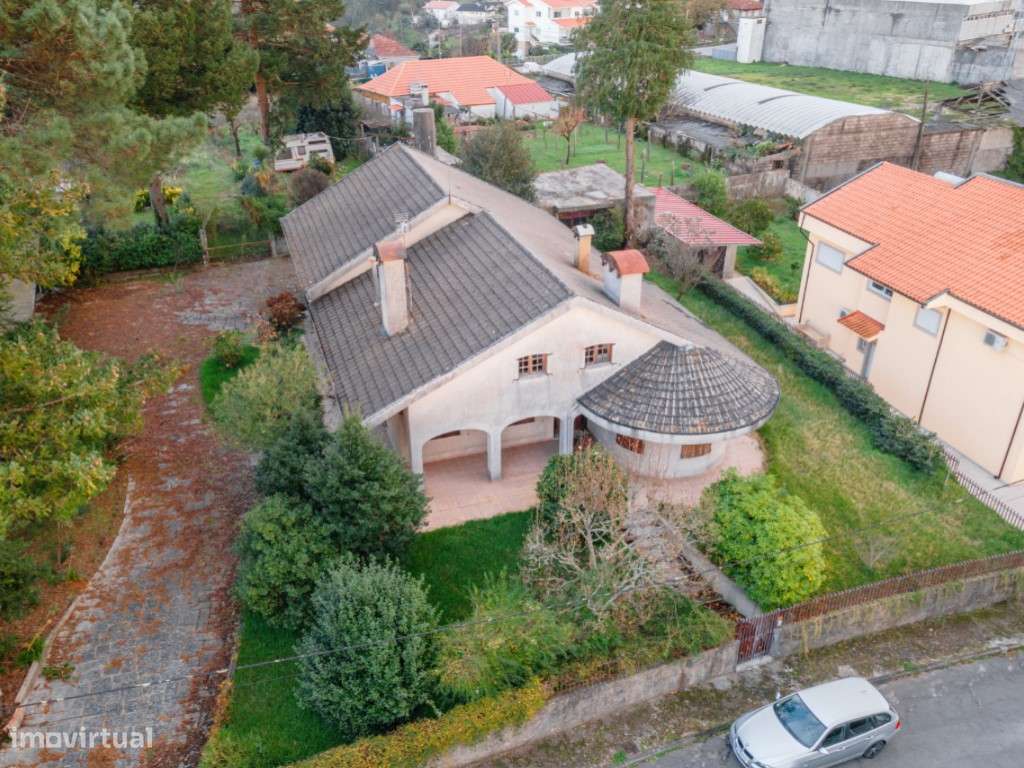 Moradia T/4 - Grande imagem: 2/26