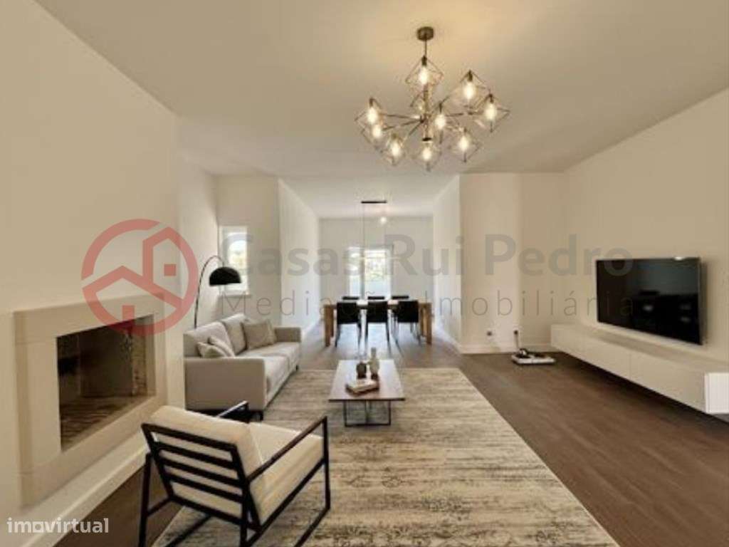 Moradia T3 de Excelência no Centro de Alcochete, com Garagem e Sótã... - Grande imagem: 5/33