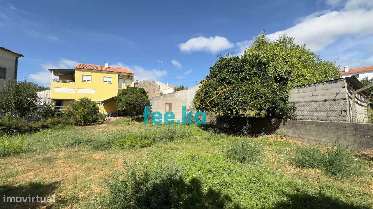 Moradia com Quintal - Grande imagem: 3/49