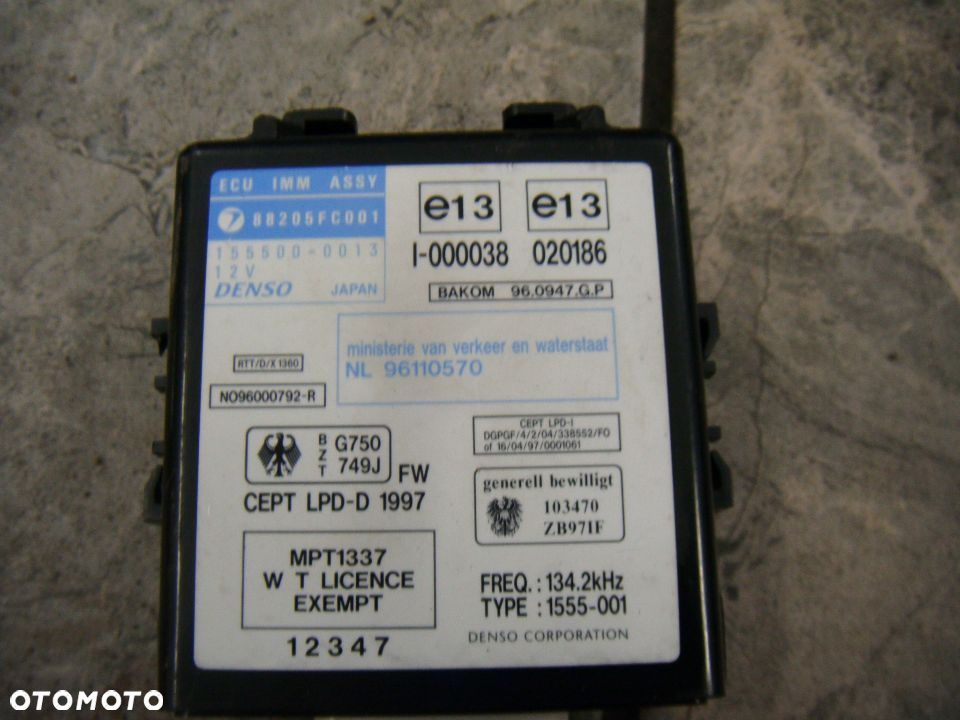 subaru forester I  00r sterownik immo 88205fc001 - 2