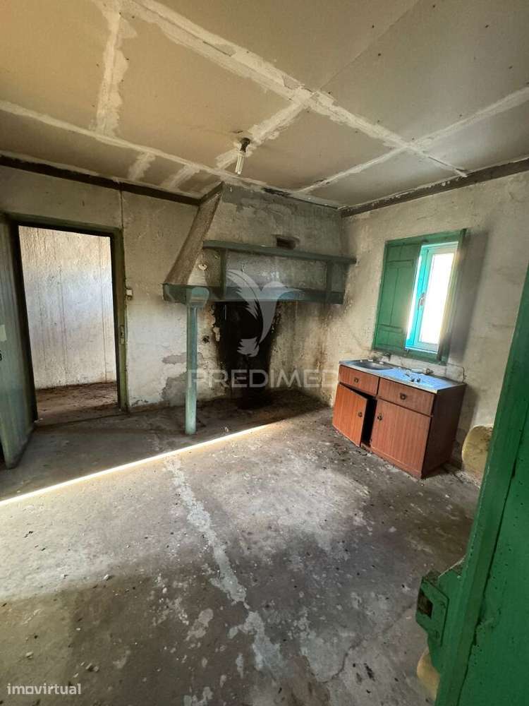 Oportunidade! Casa com Projeto aprovado para recuperar em Caranguej... - Grande imagem: 4/10