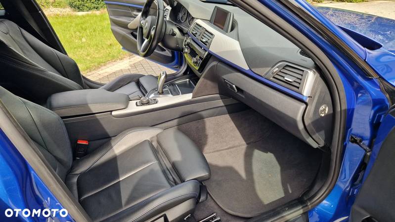 BMW Seria 3 320d M Sport - 10