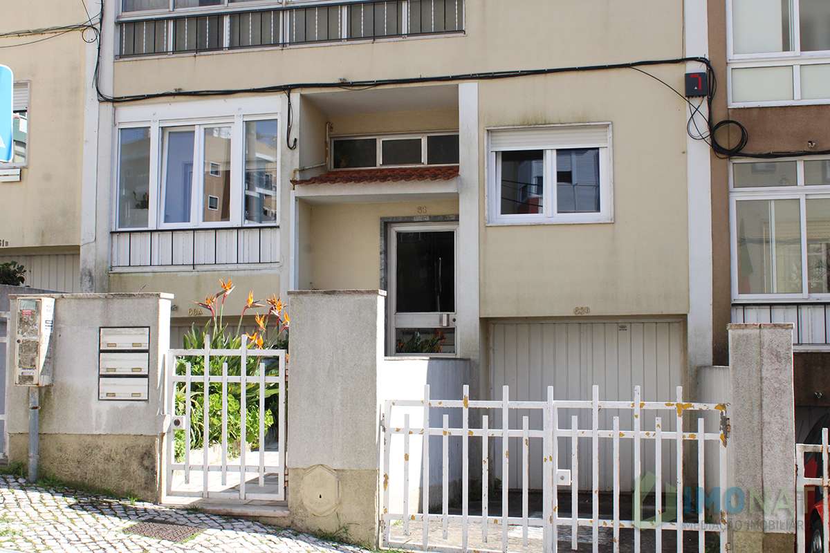 2 Apartamentos ,  T 2 + T 1-43