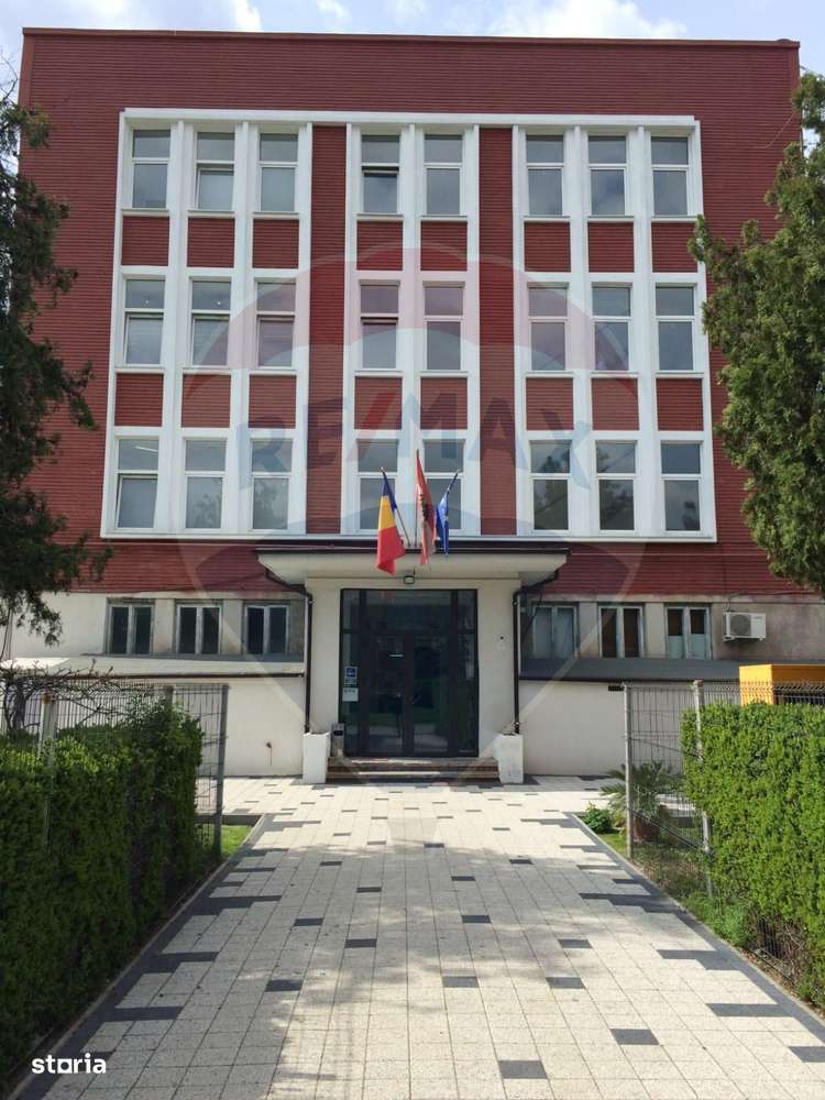 Spațiu de birouri de 4,000mp de vânzare în zona Industriilor-0