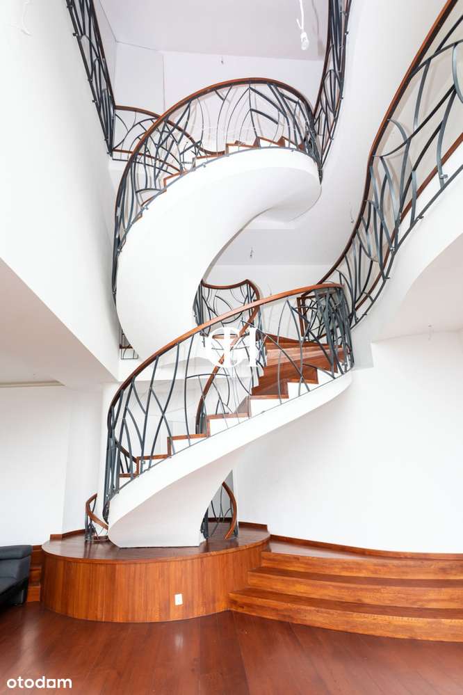 Nowoczesna willa z widokiem na jezioro - Pełny obrazek: 3/20