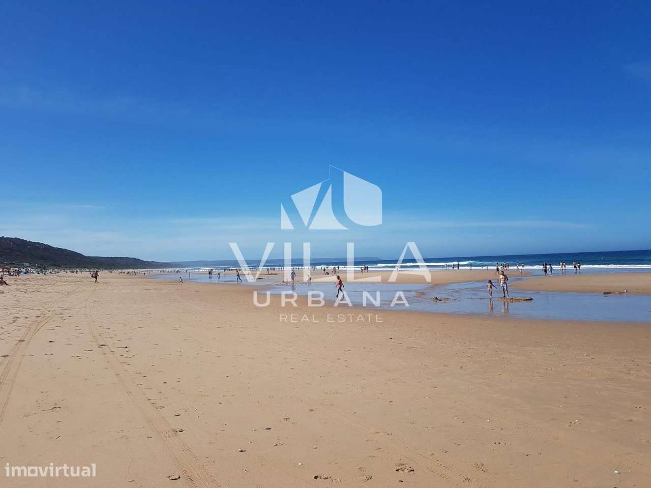 Moradia T4 Isolada perto do Golf da Aroeira e a 3 min. da praia-27