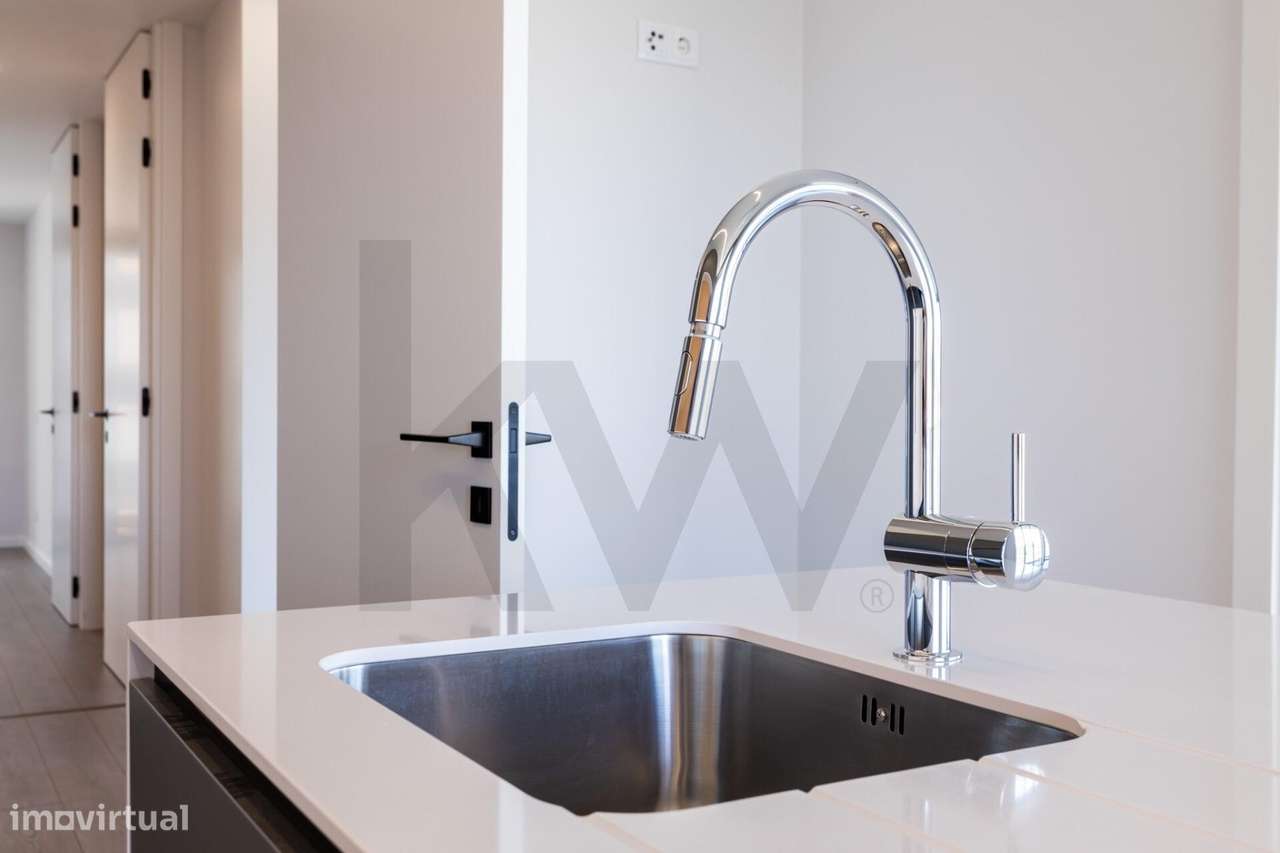 Exclusivo T3 Novo com Varandas de 51m2 | 2 Lugares de Garagem e Arreca-41