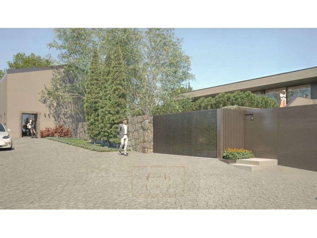 Moradia isolada T4, com garagem para 8 carros (em construção)-9