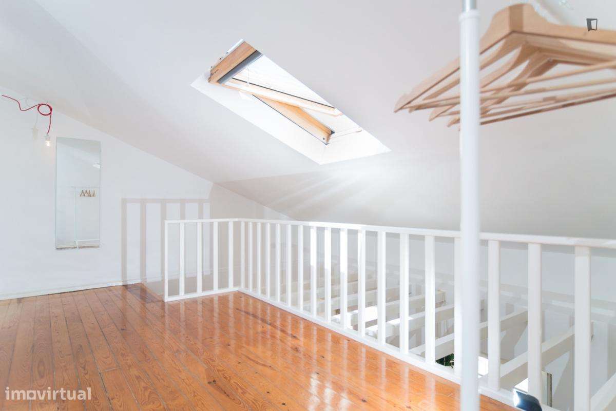 Apartamento com 1 quartos - localizado em São Bento Lisbon - Grande imagem: 3/8