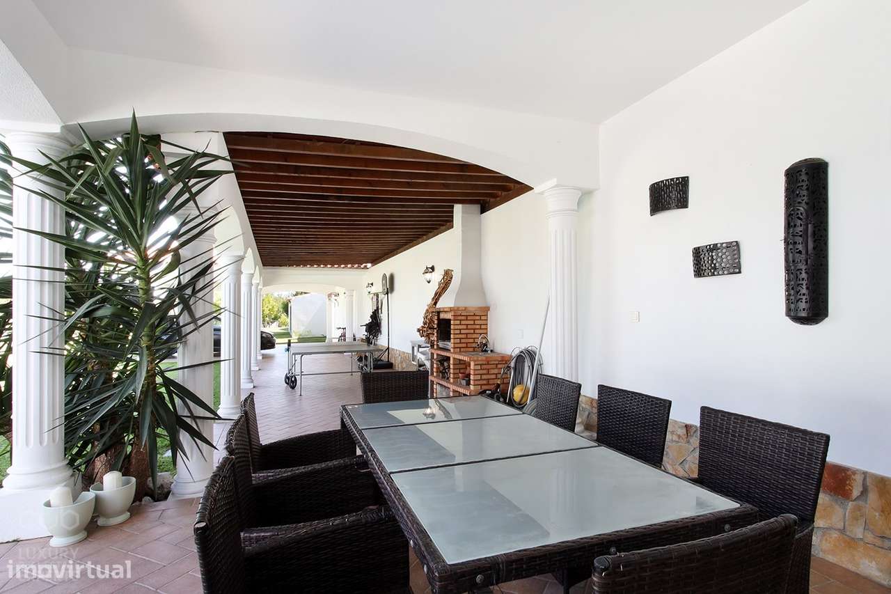 VILLA BLANCA, Privacidade e conforto na Verdizela-23