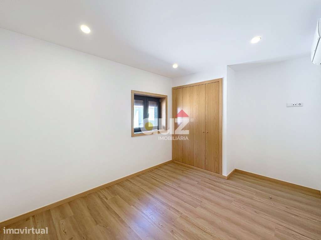 Moradia Geminada Renovada T3-10