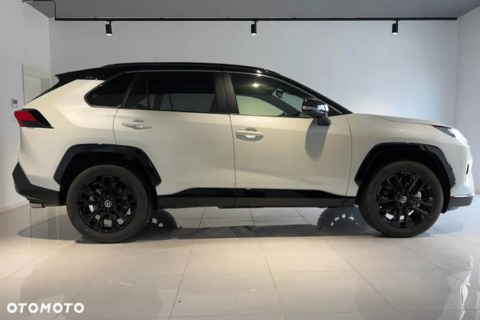 Toyota RAV4 - 3