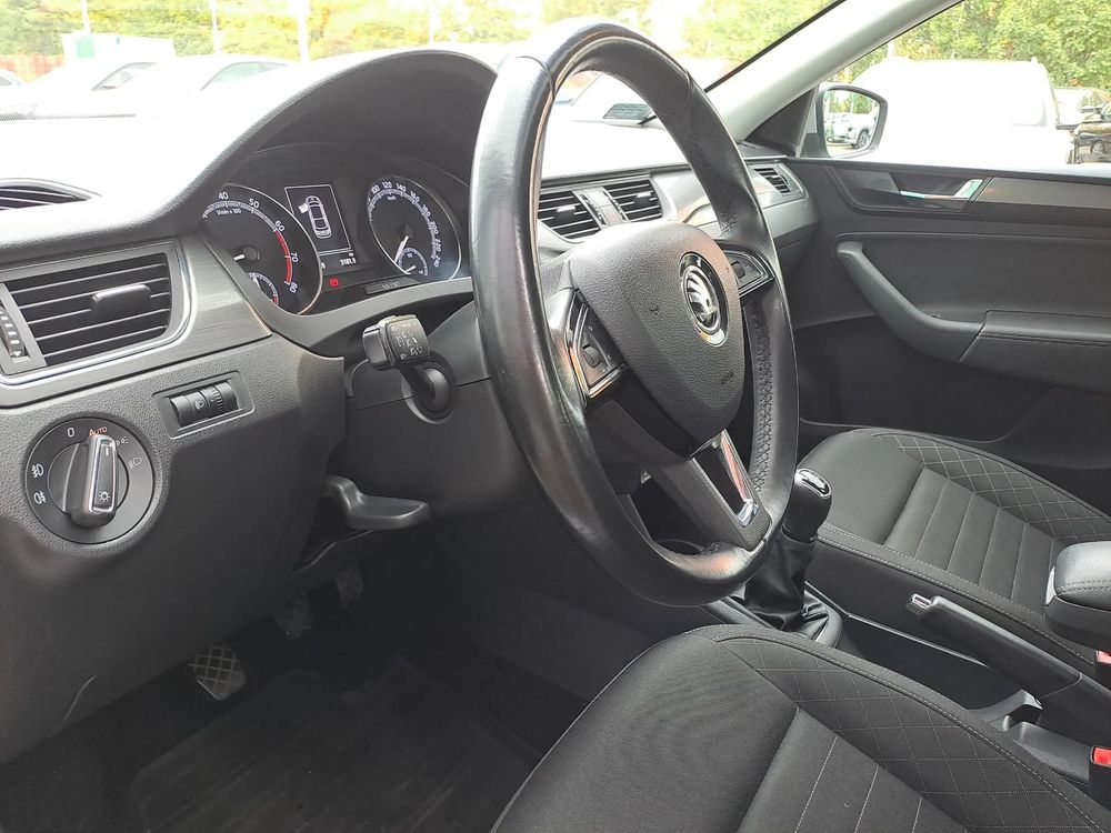 SKODA RAPID Climatronic Tempomat Grzane fotele Salon PL
