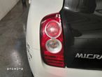 NISSAN MICRA K12 LAMPA LEWA TYLNA LEWY TYŁ W BŁOTNIK - 1