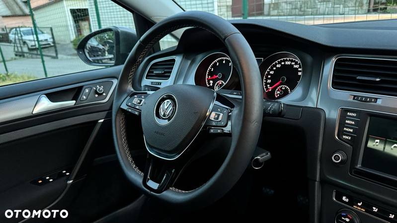 Volkswagen Golf 1.4 TSI BlueMotion Technology Lounge - 24