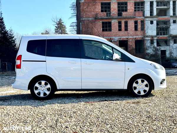 Ford Tourneo Courier 1.5 TDCi Trend - 3