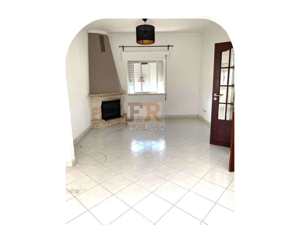 Apartamento T2 para Arrendamento Quinta do Conde - Grande imagem: 4/14