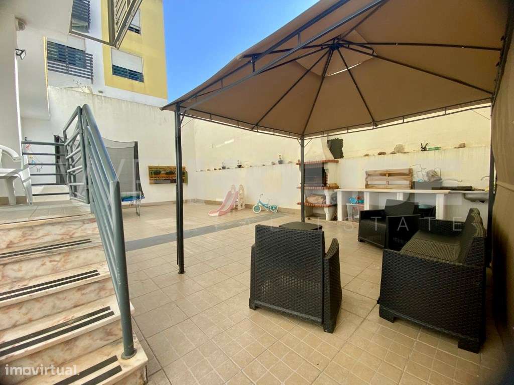 Apartamento T3 com Quintal de 100m² no Centro do Pinhal Novo - Opor... - Grande imagem: 2/34