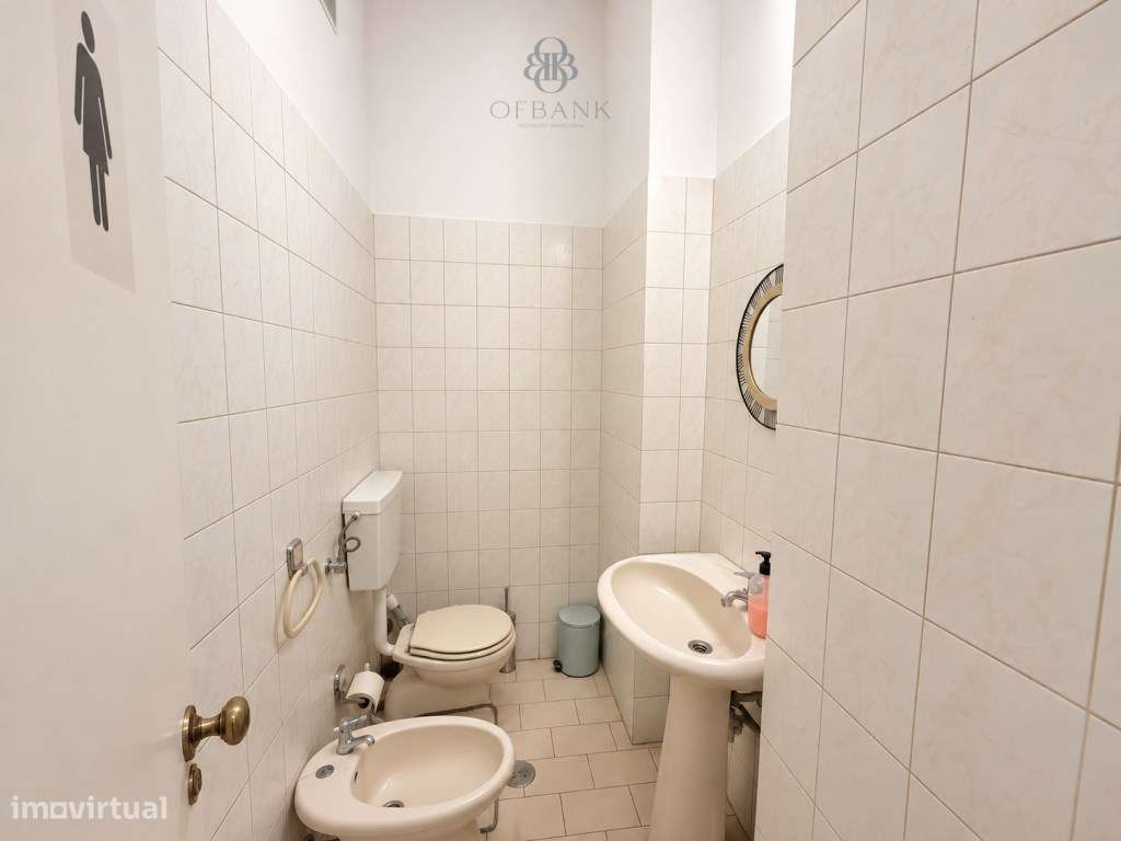 Trespasse de loja em Vila Nova de Gaia, junto ao Metro D. João II-6