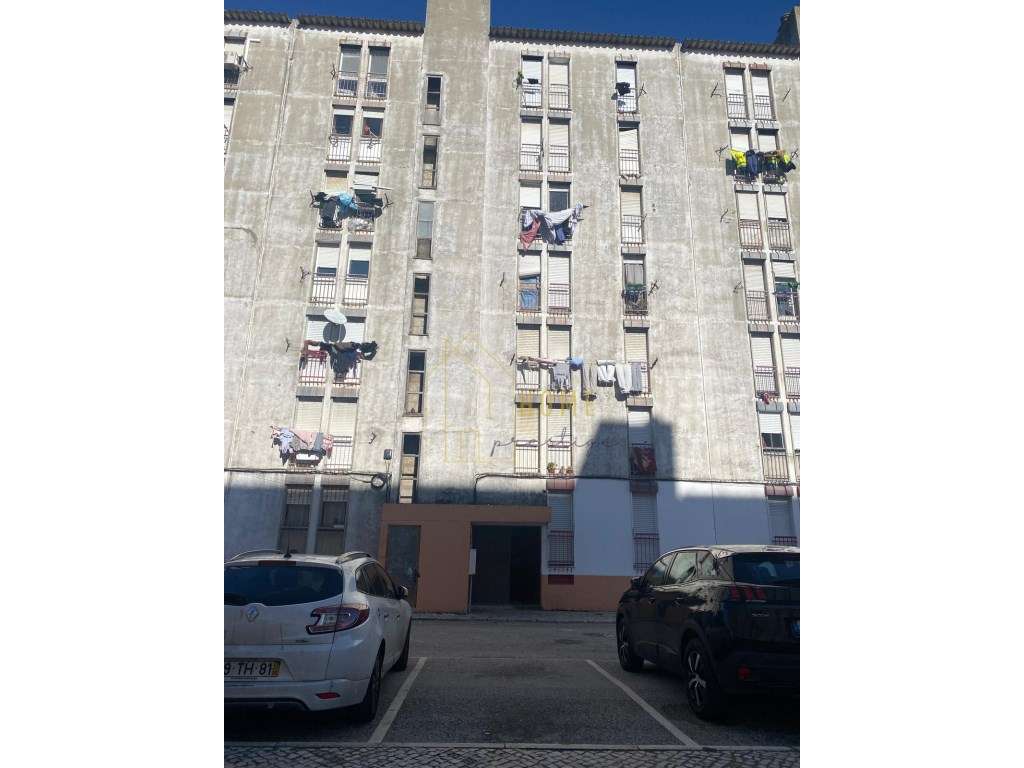 *Apartamento Espetacular em Venda no Vale da Amoreira* - Grande imagem: 5/11