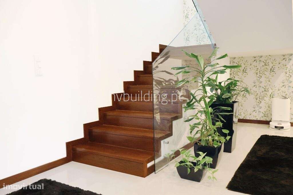 A Sua Casa de Sonho em Carvalhal — Moradia T3-5