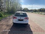 Volkswagen Passat 2.0 TDI Comfortline DSG - 4