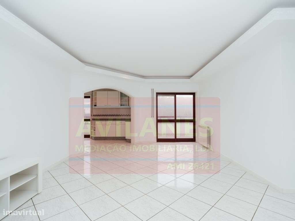 APARTAMENTO T3 RECUADO - LOBÃO-16