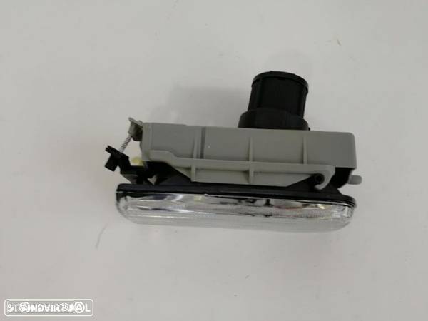 Farol nevoeiro esquerdo/direito bmw e36 1991 a 1998(novo) - 2