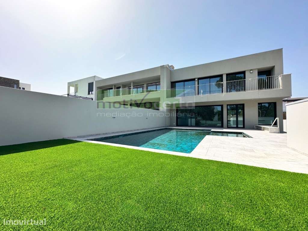 Moradia T3 Nova com Piscina e Garagem. Viva com Conforto em Leceia,...-24